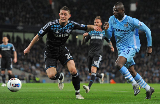 士队击退了 士队击退了